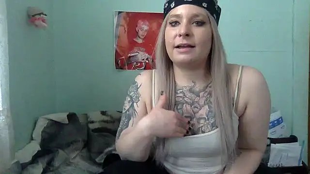 alexabunni online show from 02-24-26, 03:46