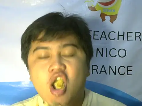 Yummy Tommy21 online show from 09-18-25, 06:11