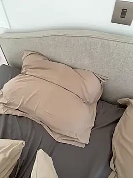 Snapshot of MileySummer chatting on 03-01-26, 07:41 MileySummer online show from 03-01-26, 07:41