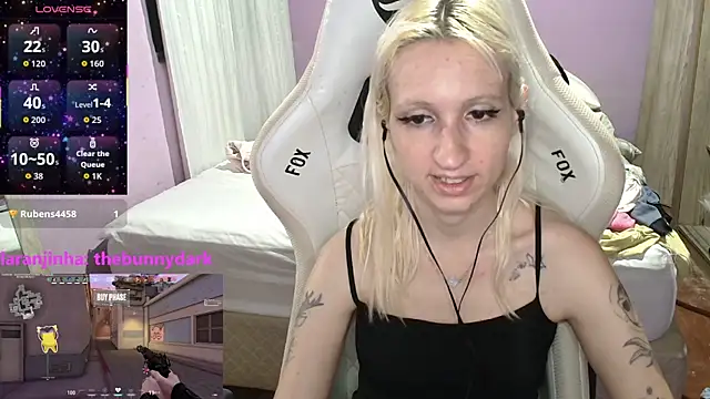 bunnydark00 online show from 11-21-25, 12:31