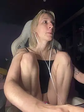 bunnydark00 online show from 05-08-26, 06:28