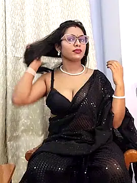 Queen Dolly online show from 10-11-25, 05:58