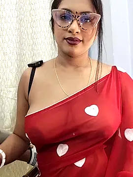 Queen Dolly online show from 02-09-26, 05:22