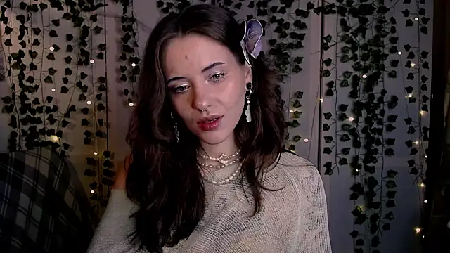 risha laas online show from 06-25-26, 08:03