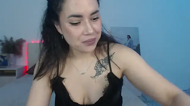 RoxannePure online show from 03-20-26, 04:13