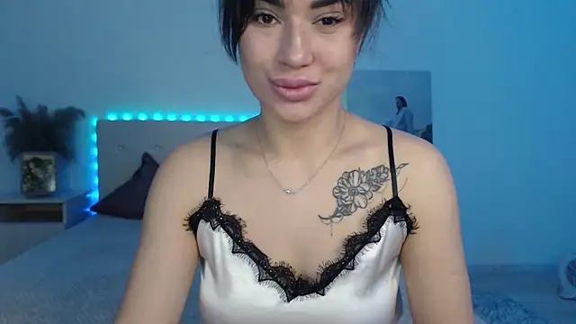 RoxannePure online show from 11-20-25, 04:24