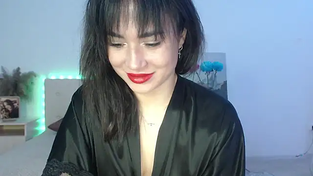 RoxannePure online show from 10-28-25, 04:24