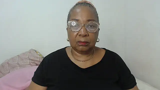 Snapshot of KinkyRicoSaisyours chatting on 03-09-25, 08:21 KinkyRicoSaisyours online show from 03-09-25, 08:21