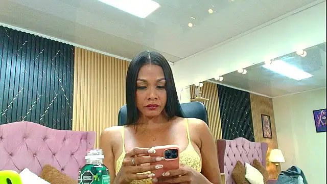 BARBIE BROWNN online show from 01-15-26, 02:09