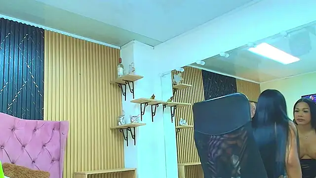 BARBIE BROWNN online show from 05-15-26, 01:42