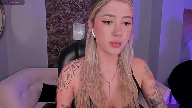 EveBensonX online show from 10-14-25, 12:17