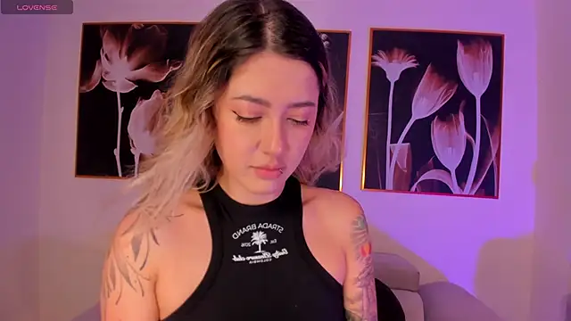 EveBensonX online show from 03-07-26, 06:35