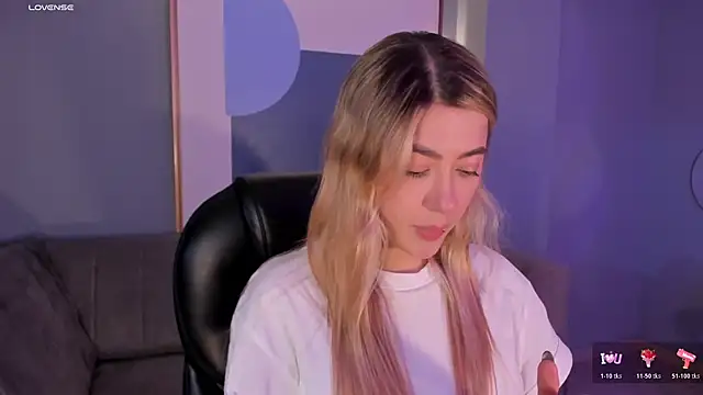 EveBensonX online show from 11-20-25, 07:36