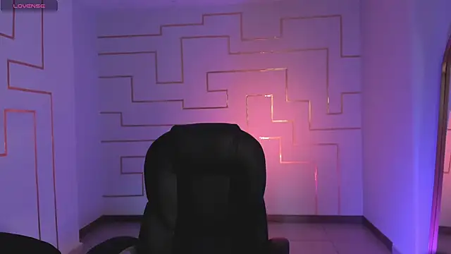 EveBensonX online show from 11-07-25, 01:04