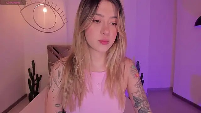 EveBensonX online show from 03-28-26, 12:50