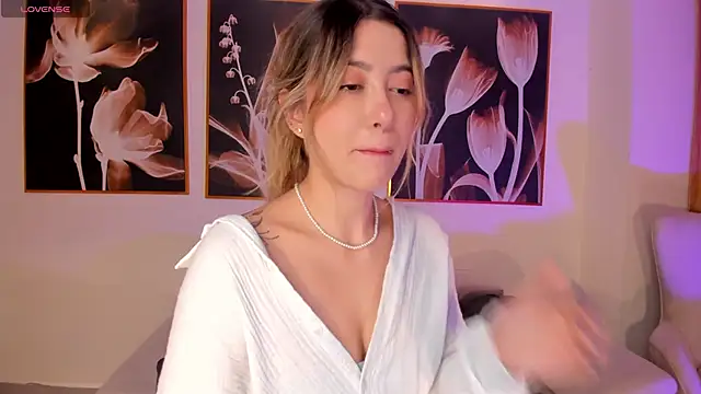 EveBensonX online show from 03-20-26, 07:37