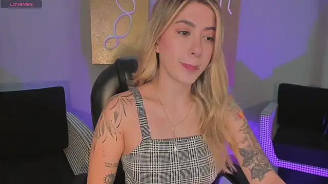 EveBensonX online show from 11-14-25, 12:42