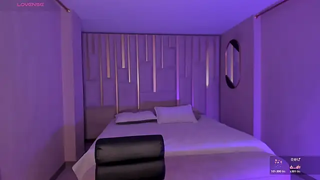 EveBensonX online show from 04-04-26, 07:09