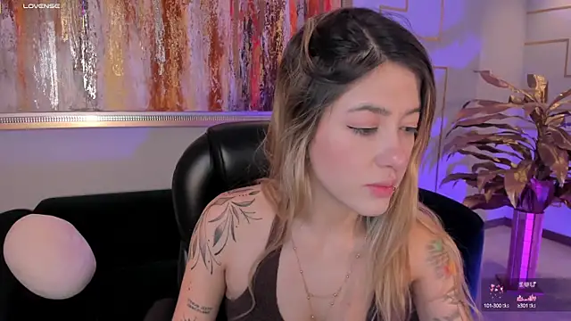 EveBensonX online show from 09-24-25, 12:33