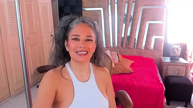 Snapshot of cute_sassy chatting on 12-03-25, 03:11 cute sassy online show from 12-03-25, 03:11