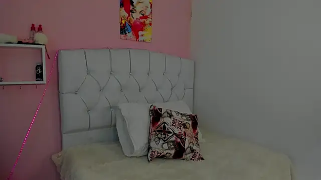 18candys online show from 10-04-25, 10:00