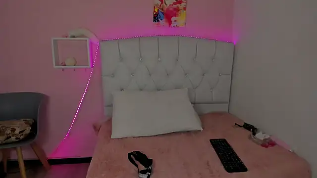 18candys online show from 03-07-26, 11:21