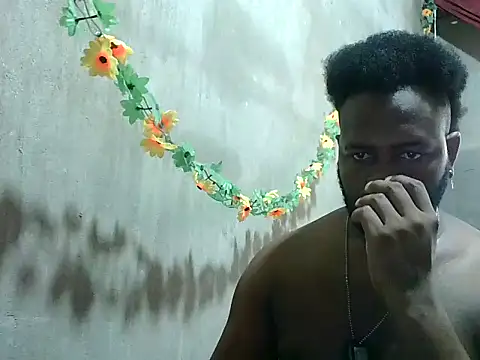 2ocmaxi online show from 03-06-26, 08:04