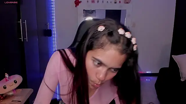 Snapshot of Sallye_ chatting on 02-09-25, 10:43 Sallye  online show from 02-09-25, 10:43