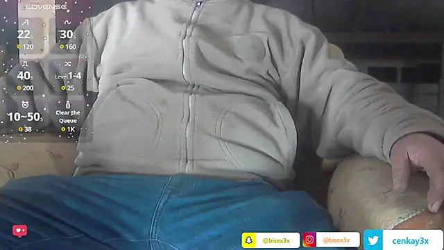 Snapshot of masculine_bear_daddy chatting on 01-05-25, 05:41 masculine bear daddy online show from 01-05-25, 05:41