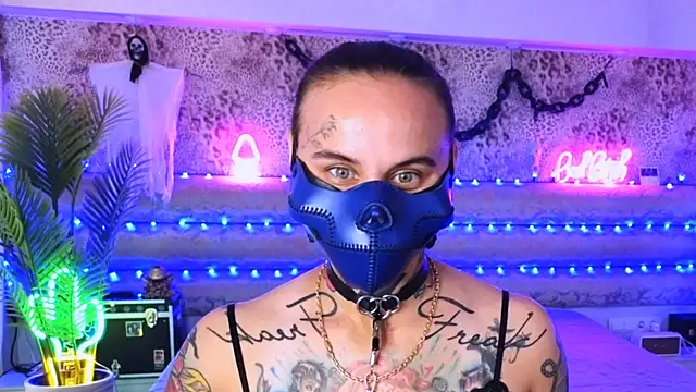 Cool Freak  online show from 09-13-25, 10:15