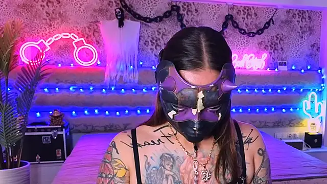 Cool Freak  online show from 10-31-25, 10:12