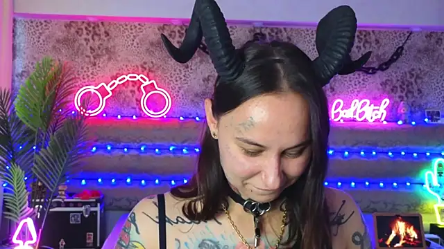 Cool Freak  online show from 05-24-26, 10:15