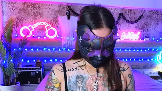 Cool Freak  online show from 10-16-25, 10:34