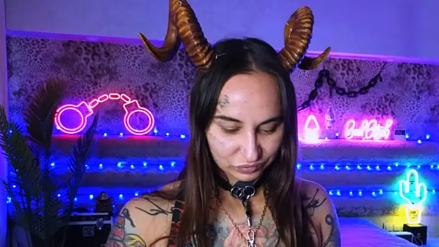 Cool Freak  online show from 09-27-25, 10:21