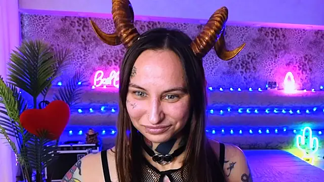 Cool Freak  online show from 03-19-25, 09:38