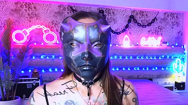 Cool Freak  online show from 10-05-25, 10:28