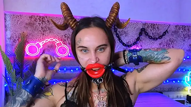 Cool Freak  online show from 10-02-25, 09:45