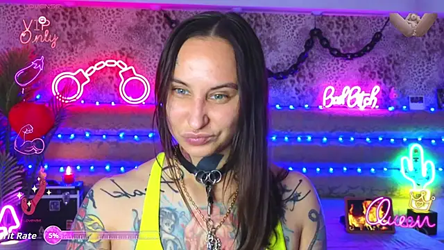 Cool Freak  online show from 04-19-26, 10:27