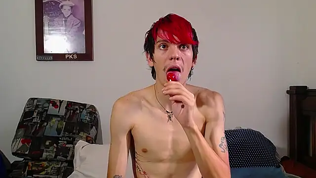 Snapshot of Twink_Temptation chatting on 12-16-25, 06:45 Twink Temptation online show from 12-16-25, 06:45