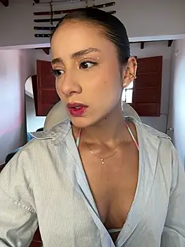 Ale Lewis online show from 01-10-26, 02:12