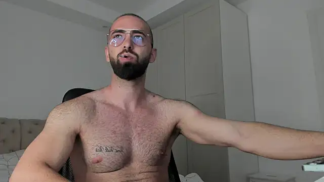 MichaelMasterss online show from 06-24-26, 05:44