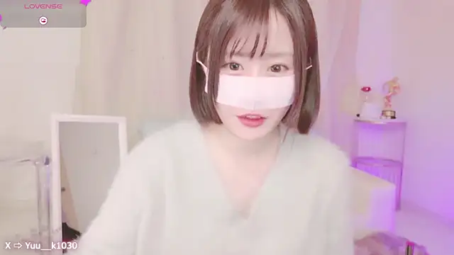 Snapshot of Yuu__k chatting on 12-10-24, 11:32 Yuu  k online show from 12-10-24, 11:32