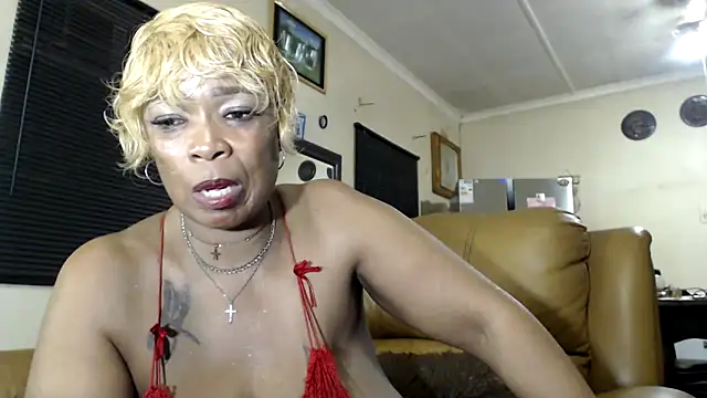 Gucci Bx online show from 02-04-26, 07:31