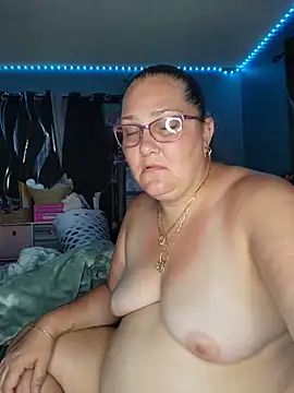 Snapshot of SexyNikki6969 chatting on 06-10-26, 03:52 SexyNikki6969 online show from 06-10-26, 03:52