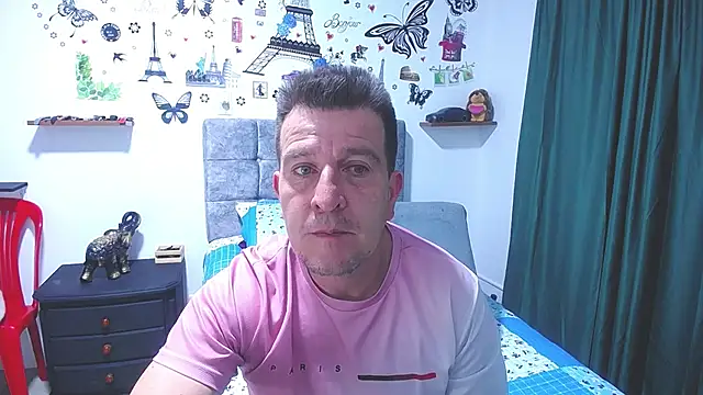 Snapshot of amaya_627 chatting on 07-10-26, 01:38 amaya 627 online show from 07-10-26, 01:38
