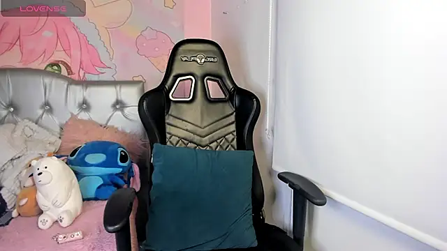 Mia damm online show from 11-05-25, 05:21