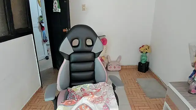 Snapshot of smile_sweetpao chatting on 02-15-25, 01:31 smile sweetpao online show from 02-15-25, 01:31