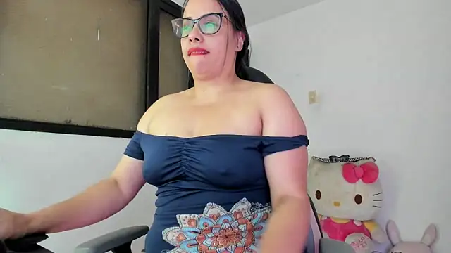 Snapshot of smile_sweetpao chatting on 03-05-25, 04:13 smile sweetpao online show from 03-05-25, 04:13