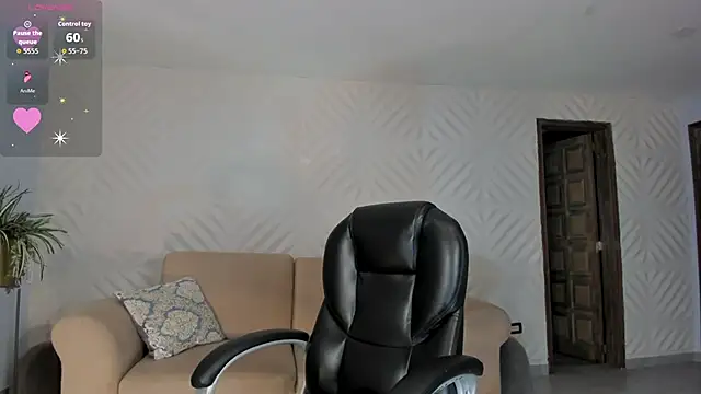 Snapshot of RenataReyes chatting on 02-09-26, 08:40 RenataReyes online show from 02-09-26, 08:40