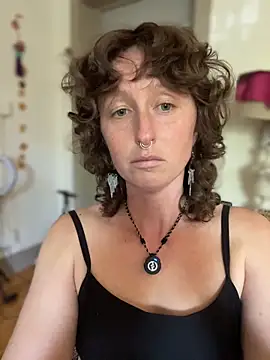 mossy kiss online show from 04-12-26, 07:17